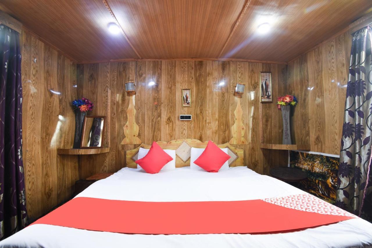 Oyo 66637 Merlin Group Of Houseboats Hotel Srinagar  Ngoại thất bức ảnh