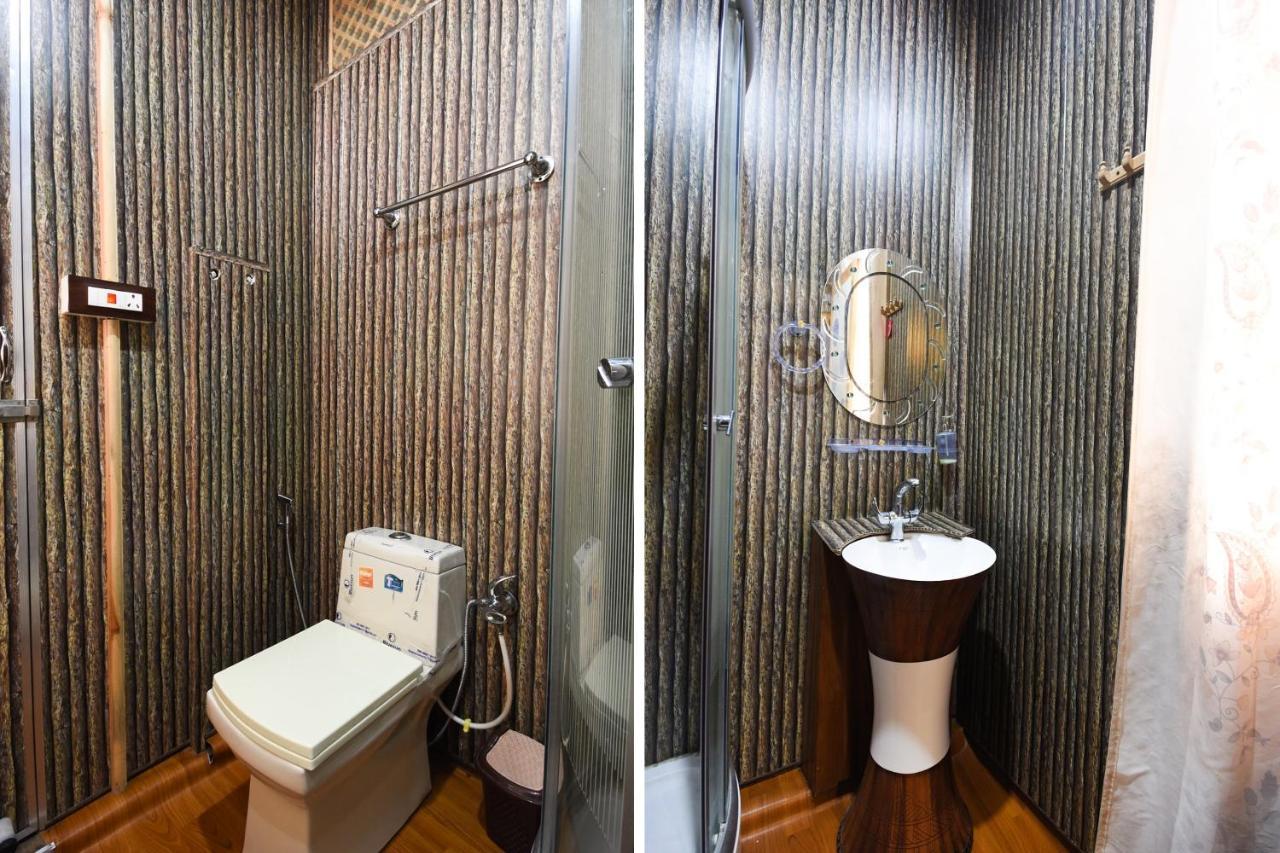 Oyo 66637 Merlin Group Of Houseboats Hotel Srinagar  Ngoại thất bức ảnh