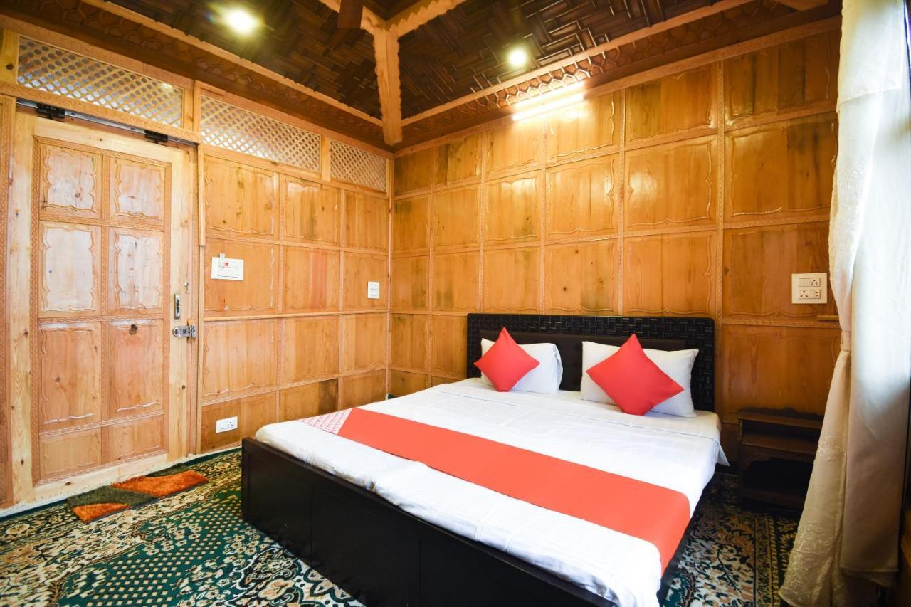 Oyo 66637 Merlin Group Of Houseboats Hotel Srinagar  Ngoại thất bức ảnh
