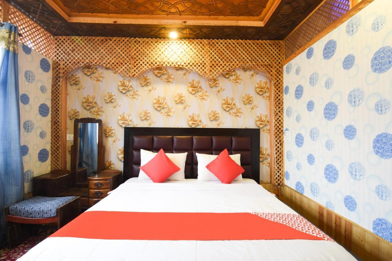 Oyo 66637 Merlin Group Of Houseboats Hotel Srinagar  Ngoại thất bức ảnh