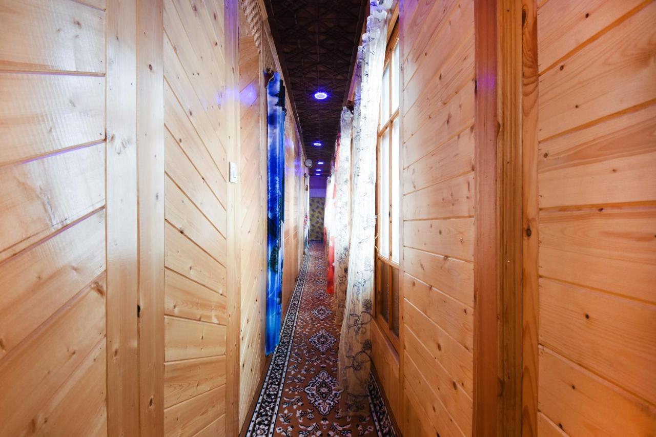 Oyo 66637 Merlin Group Of Houseboats Hotel Srinagar  Ngoại thất bức ảnh